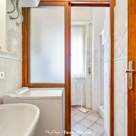 Апартаменты La Tana Del Polpo Монтероссо-аль-Маре